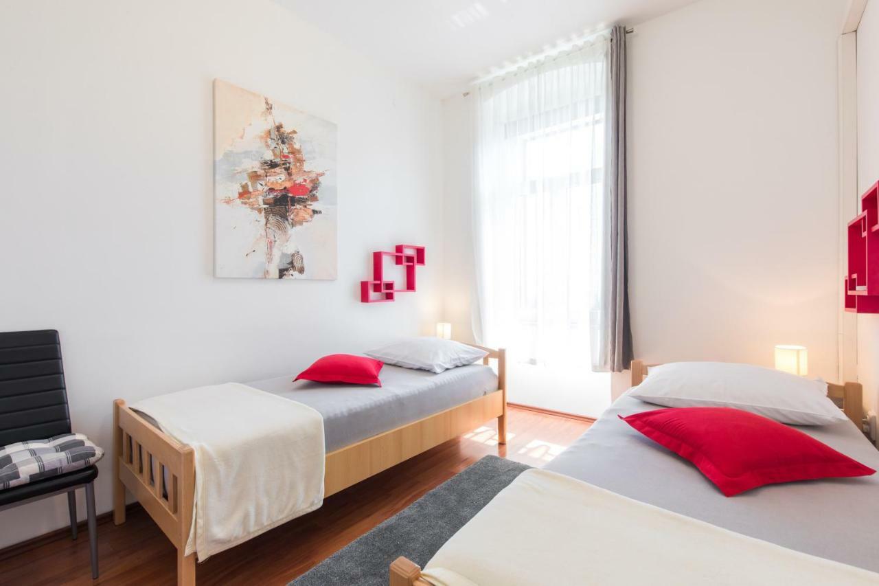 Apartment Tessa 里耶卡 外观 照片